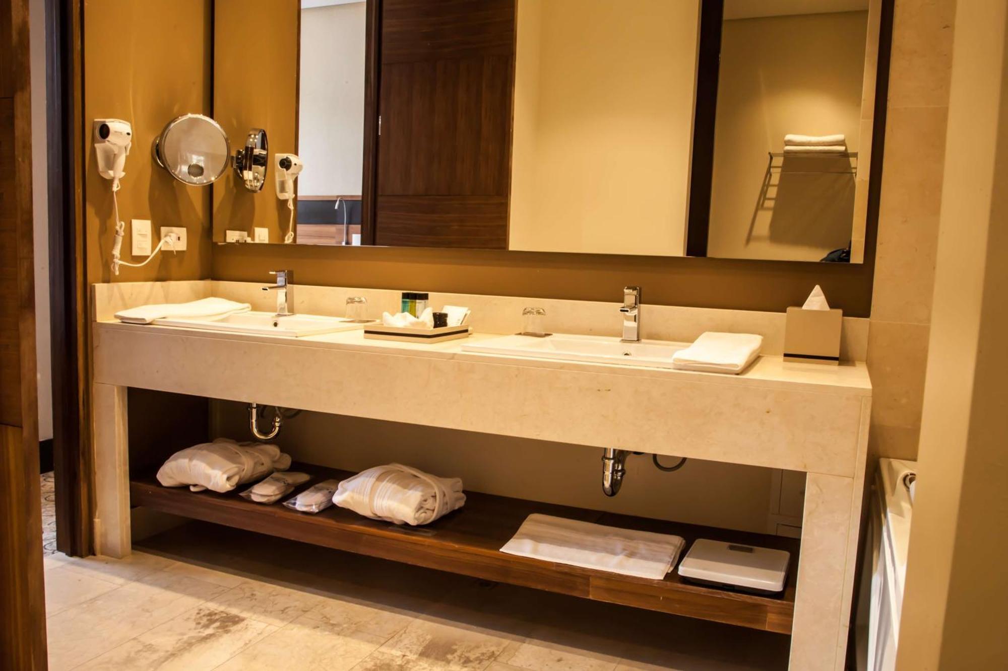 Doubletree By Hilton Bogota Parque 93 Hotell Eksteriør bilde